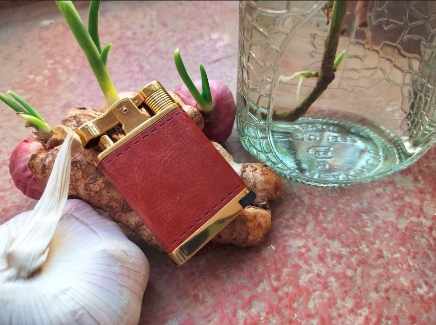 Antique Leather Rare vintage collection Lighter (Brown)