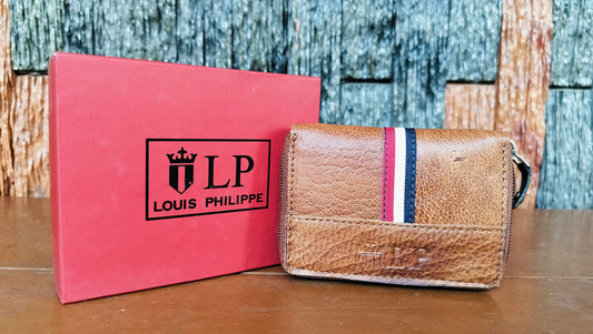 12 Slot Louis Philippe Credit card holder brown color Bi-fold first copy Wallet