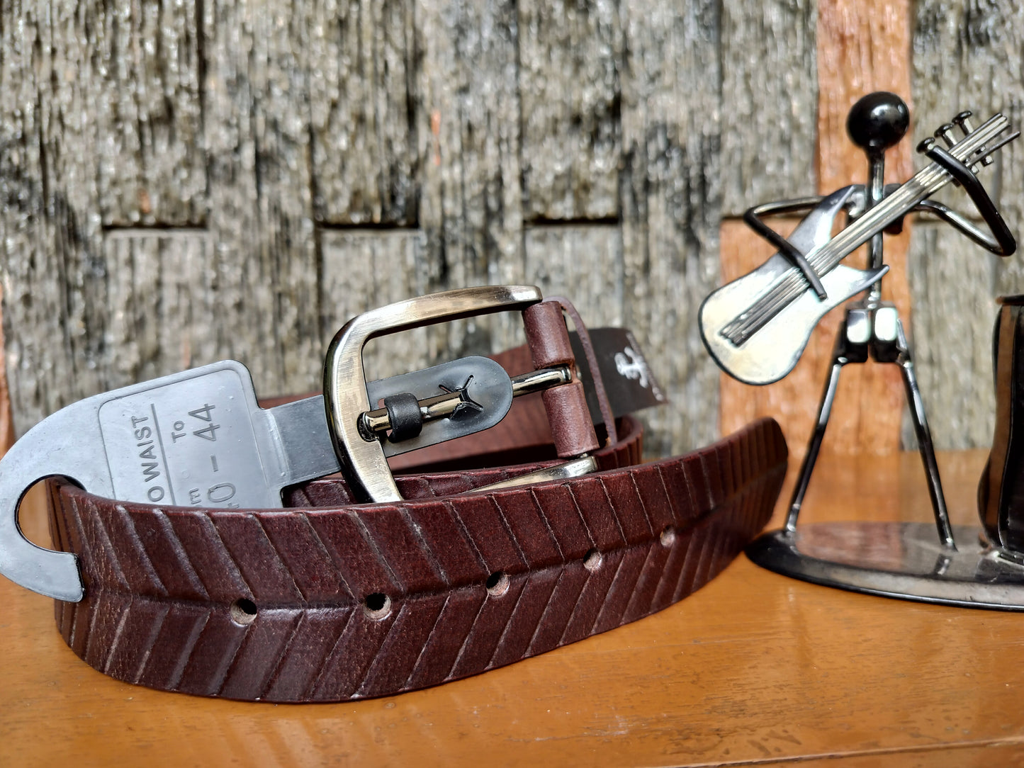 Dutch Harbour First Copy leaf design classic Brown leather belt