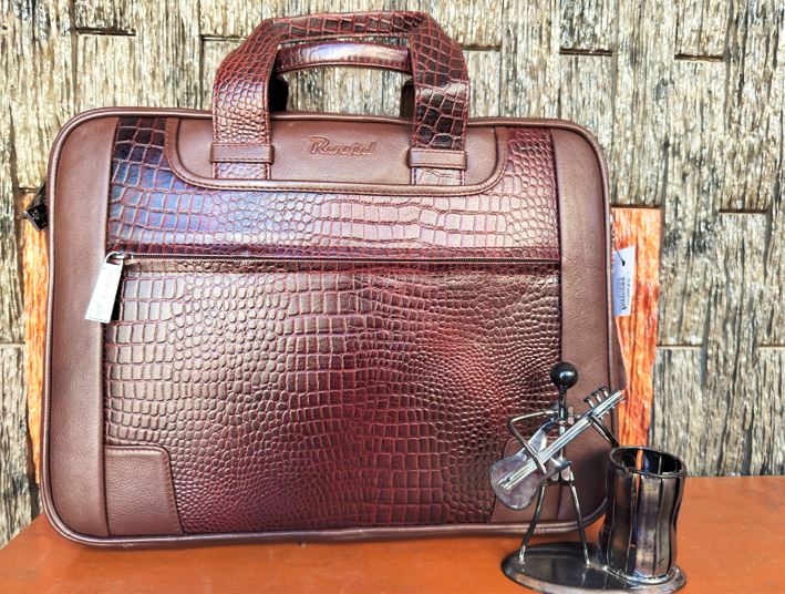 Croc Design laptop Bag for professional