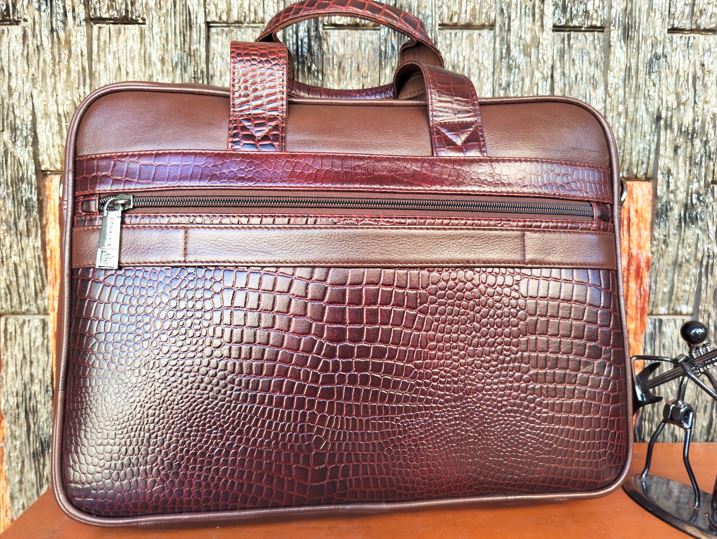 Croc Design laptop Bag for professional